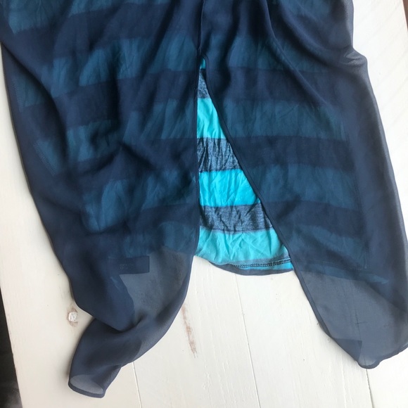 Blue stripped open top - Picture 6 of 6